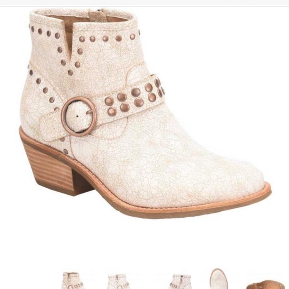 New Sofft Ivory Western-chic booties size 8 - Picture 16 of 16